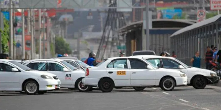 Anuncian que paro de transporte iniciará este lunes en Honduras