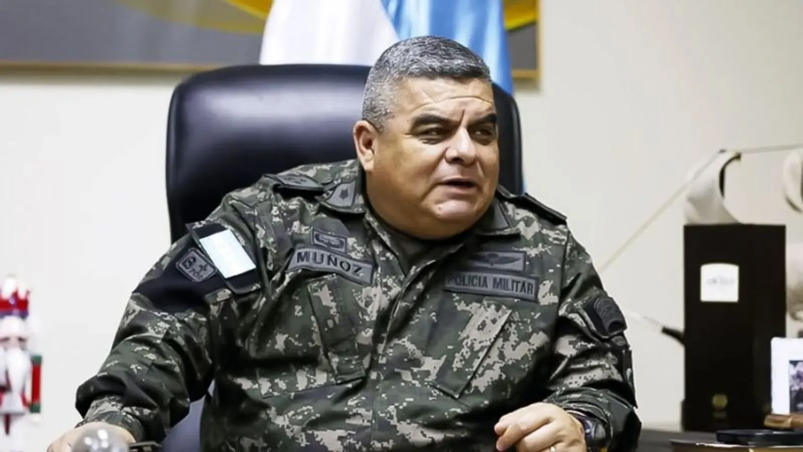 Renuncia de Ramiro Muñoz