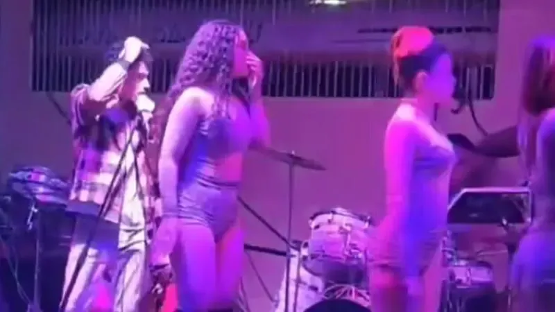 Disparos show Rolands Baracoa Disparos show Rolands Baracoa