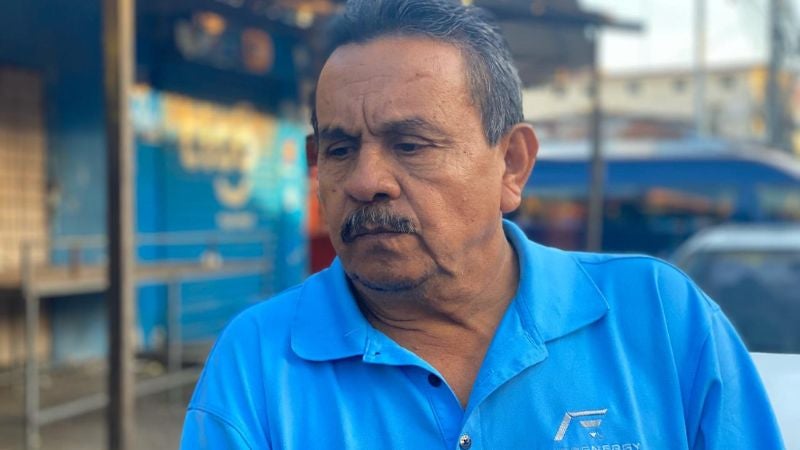 Taxistas exigen bono