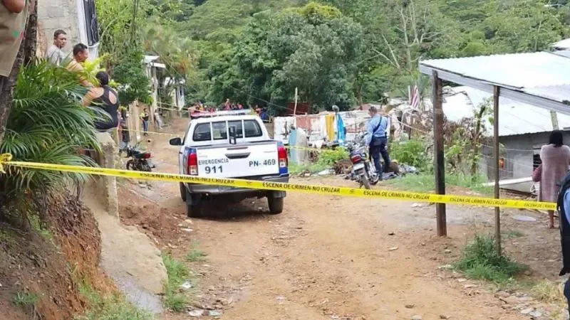 "Estamos destrozados": hermana de joven que mató a su mamá, papá y sobrino en El Paraíso