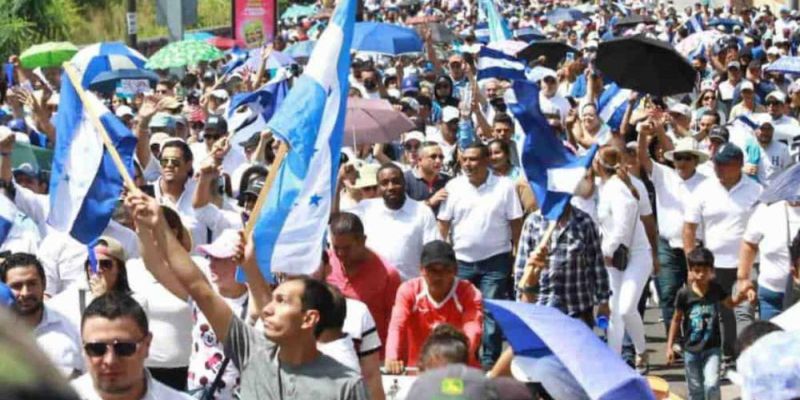 Conferencia Evangélica en Honduras pide a pastores evitar involucrarse en marchas y protestas