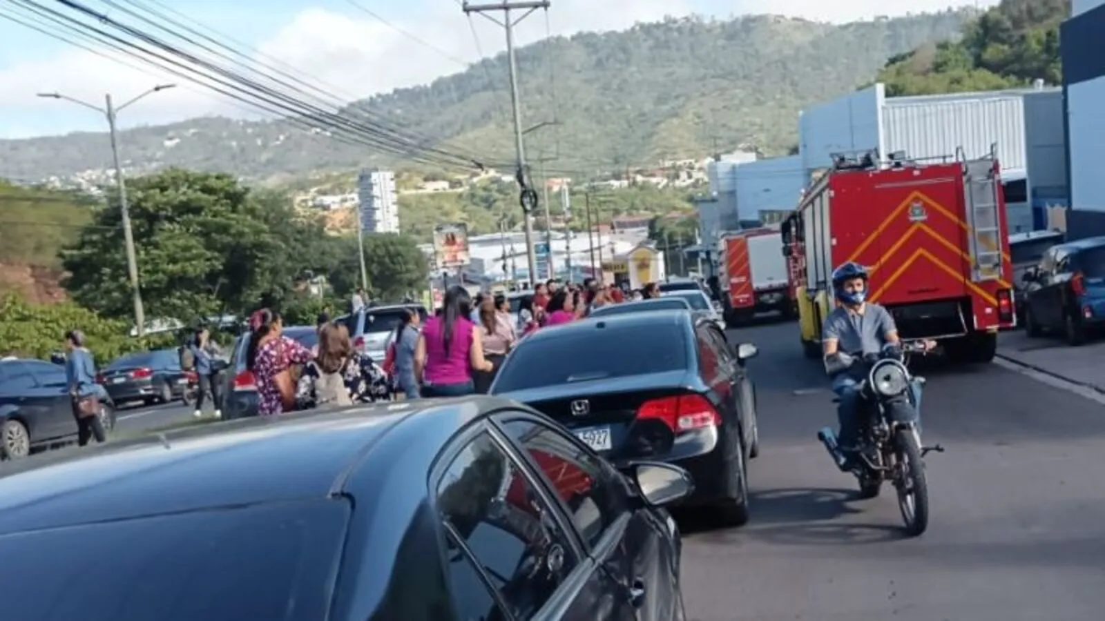 Incendio en una escuela de Tegucigalpa