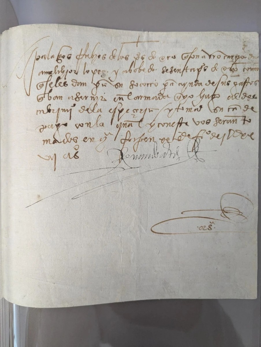 EE. UU. devuelve a México manuscrito firmado por Hernán Cortés hace casi 500 años