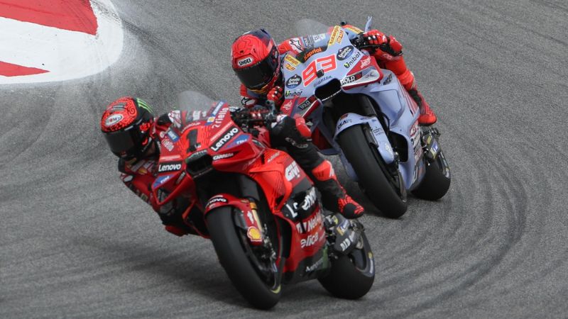 Marc Márquez tiene una amplia ventaja sobre su más cercano perseguidor, su hermano Álex.