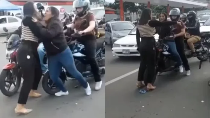 Mujeres golpes choque bulevar Morazán