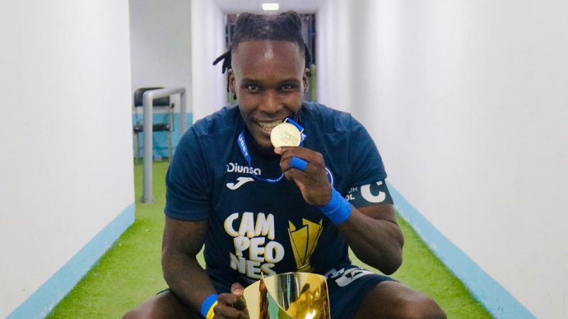 Las pretensiones de Rubilio Castillo para firmar con Motagua son muy altas.