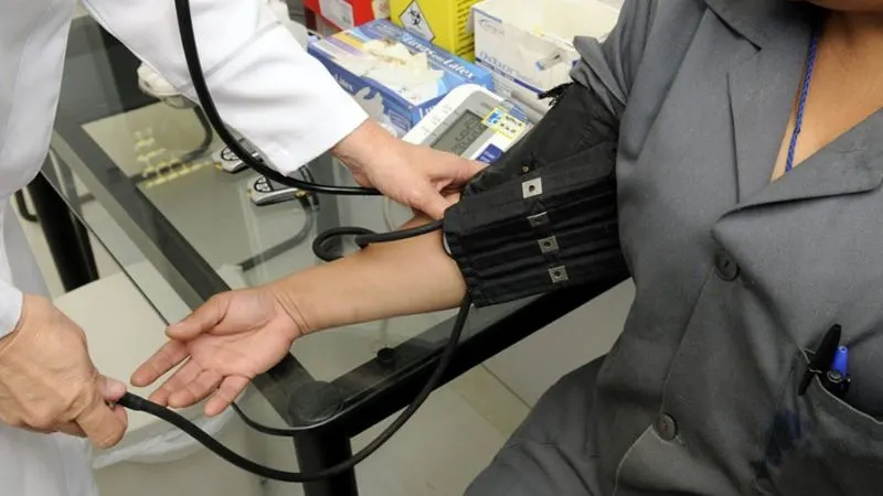 Juez limita uso de información médica de inmigrantes por autoridades migratorias