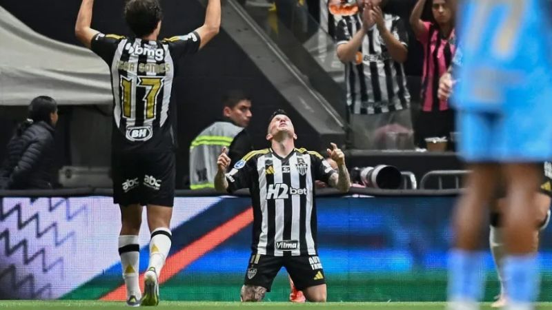 El delantero brasileño se arrodilló para celebrar su gol y el pase de clasificación a las semifinales del torneo.