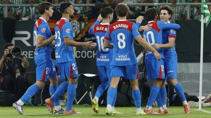 Con un marcador de 0-2 sobre el Real Betis, el Atlético de Madrid logró continuar su ascenso y escaló a la cuarta posición de LaLiga de España.