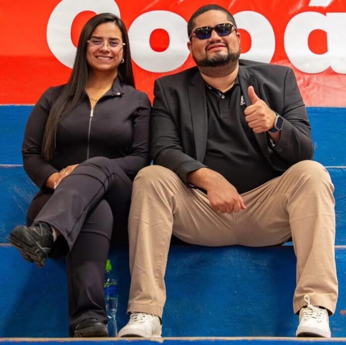 Isis Cuellar y José Carlos Cardona.