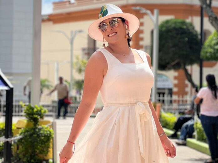 Carolina Lanza presume orígenes