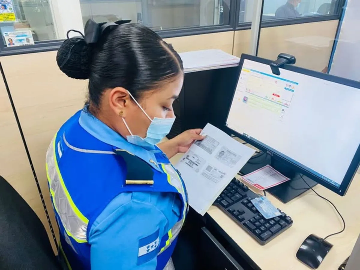 Pasos para reclamar su licencia tras una multa