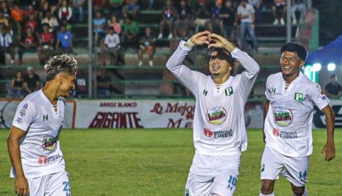 Érick Puerto y Platense