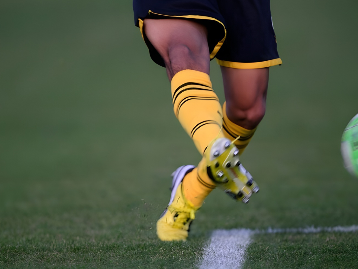 Jugador es suspendido por 99 años