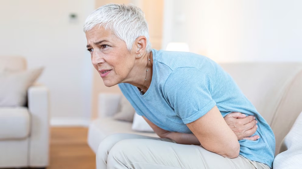 Dolor de estómago: qué lo provoca y qué aconsejan los especialistas para aliviarlo