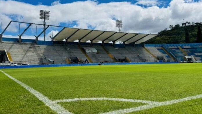 El techo del sector Este del estadio Nacional 