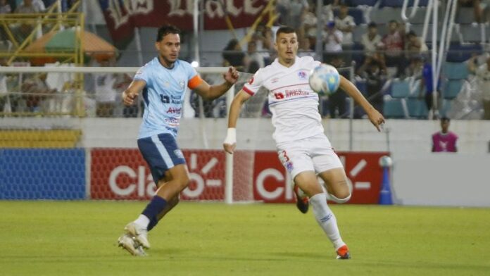 Génesis Policía Nacional y Olimpia se enfrentan en el estadio Roberto Suazo Córdova de La Paz.