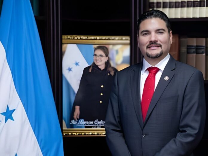 Canciller hondureño se reúne con autoridades de EE. UU.: 