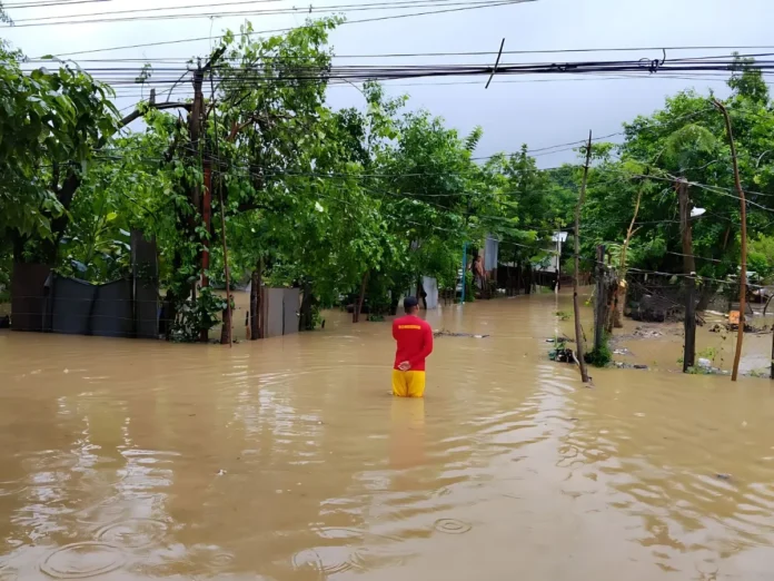 Lluvias dejan más de 4 mil afectados