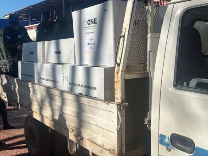 Maletas electorales CNE