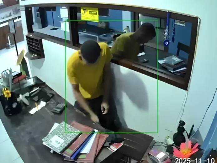 hotel en La Masica captan robo