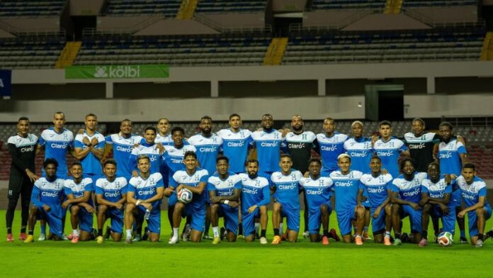 De este grupo de seleccionados, son muchos los que ya no regresarán para futuros partidos de la Bicolor.