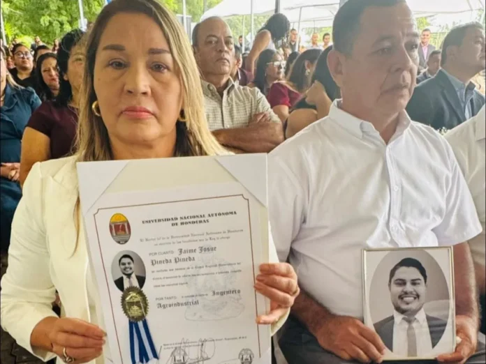 Título póstumo Jaime Josué Pineda