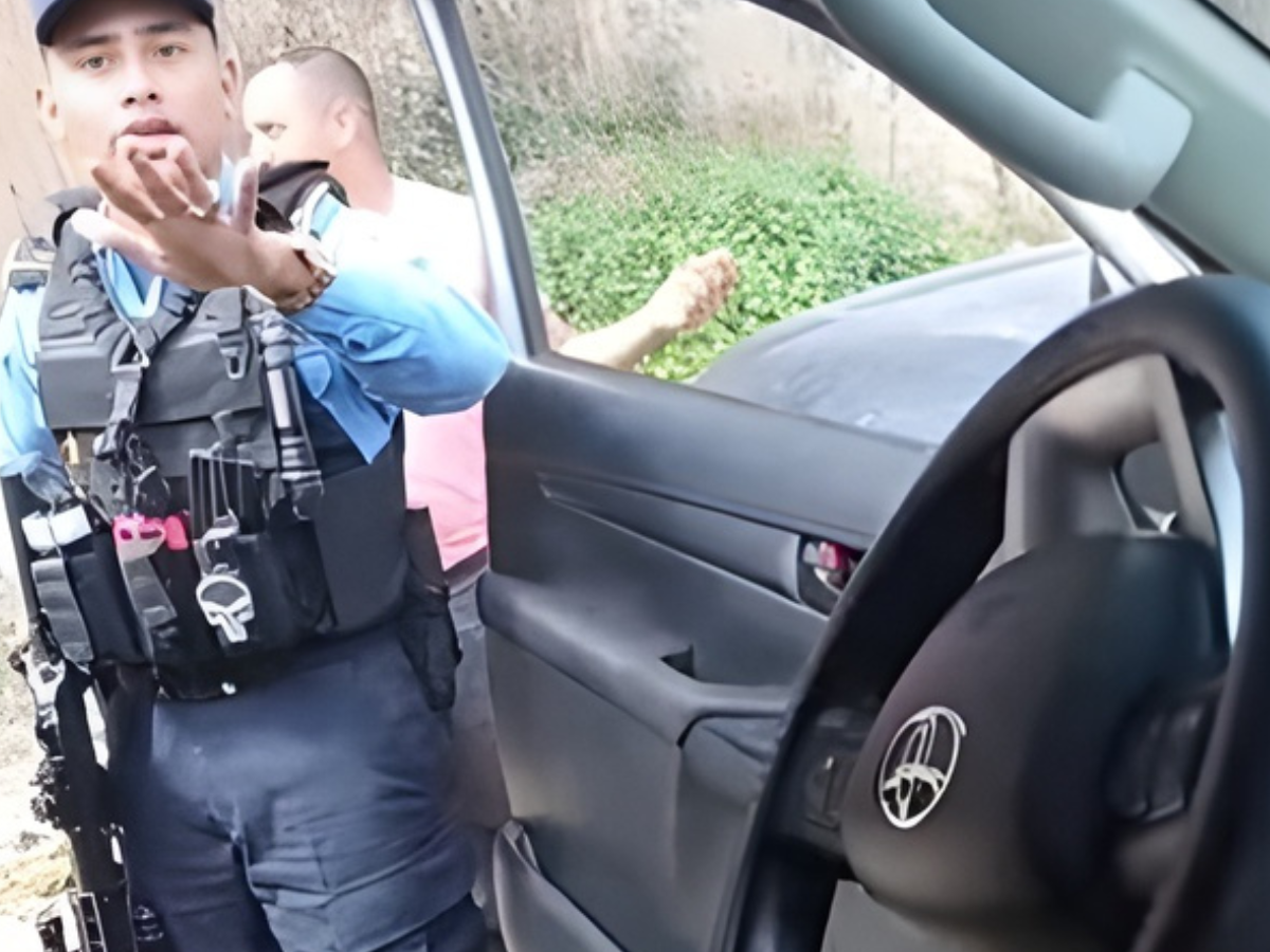 Video policías familia La Paz