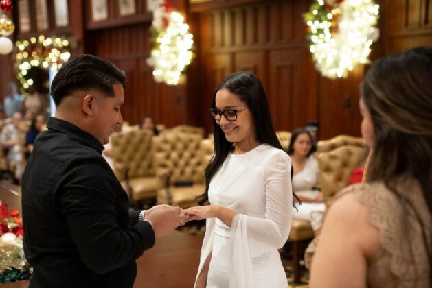 GALER&Iacute;A &iexcl;S&iacute;, acepto! 11 parejas sellan su amor en emotiva ceremonia en SPS