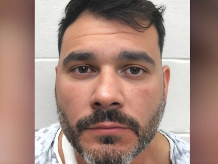 andrew-labruno-acusado-abusar-menor