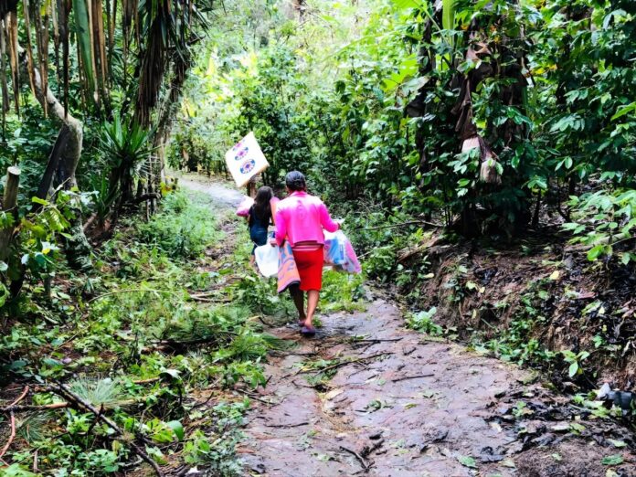Saturación de suelos deja incomunicadas a 16 comunidades en el Merendón