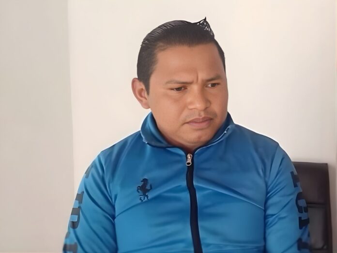 Hermes Pineda, denunciante.