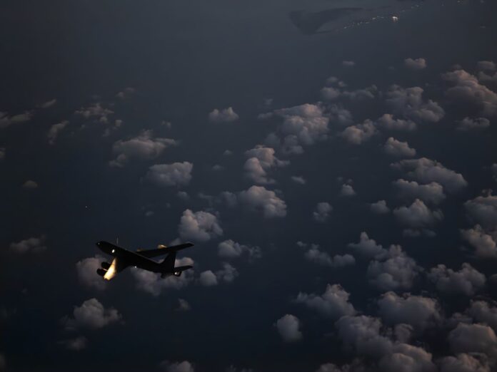 eeuu-simula-bombardo-venezuela