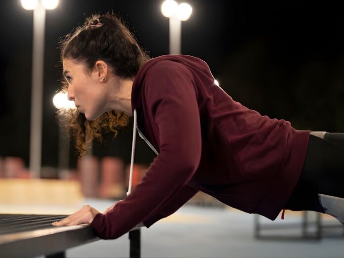 ¿Entrenar de noche impide dormir bien? Esto dice la ciencia