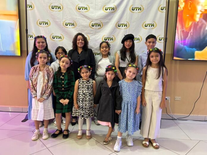 exhibicion-pinturas-uth