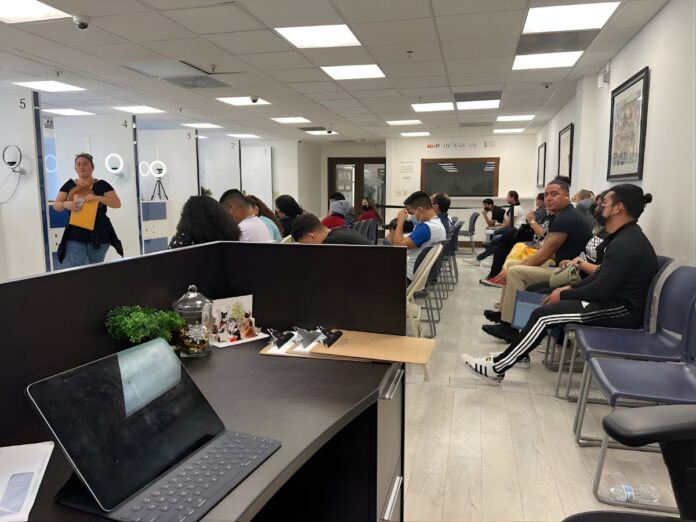 hondureños-denuncian-no-entrega-dni