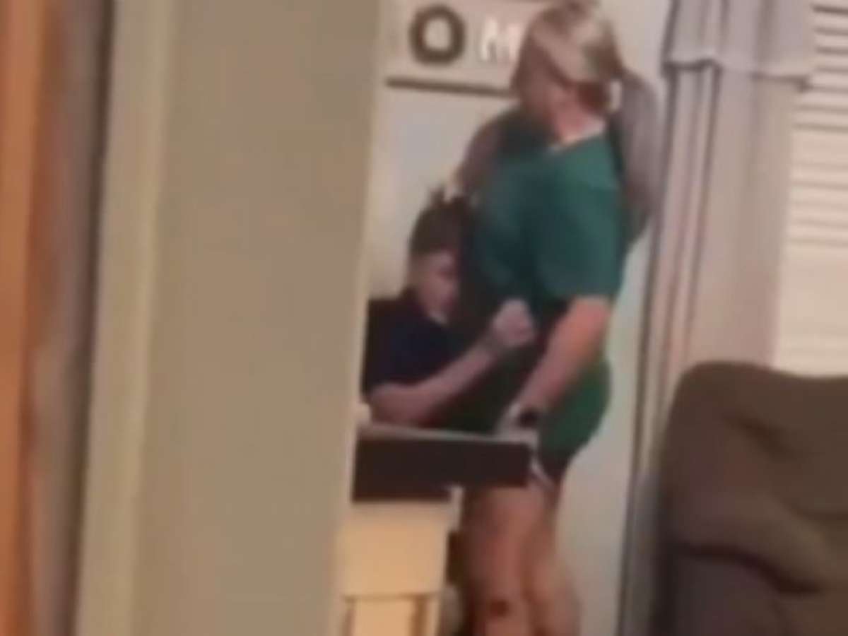 maestra-golpea-a-su-hijo