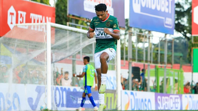 Alexy Vega llega en un gran momento a la gran final frente a Olimpia.