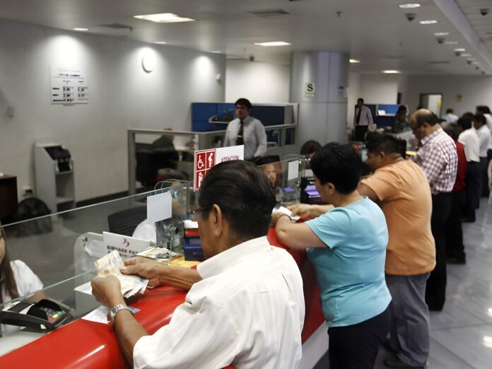 ¿Abren los bancos en Nochebuena? Estos son los horarios este 24 de diciembre en Honduras