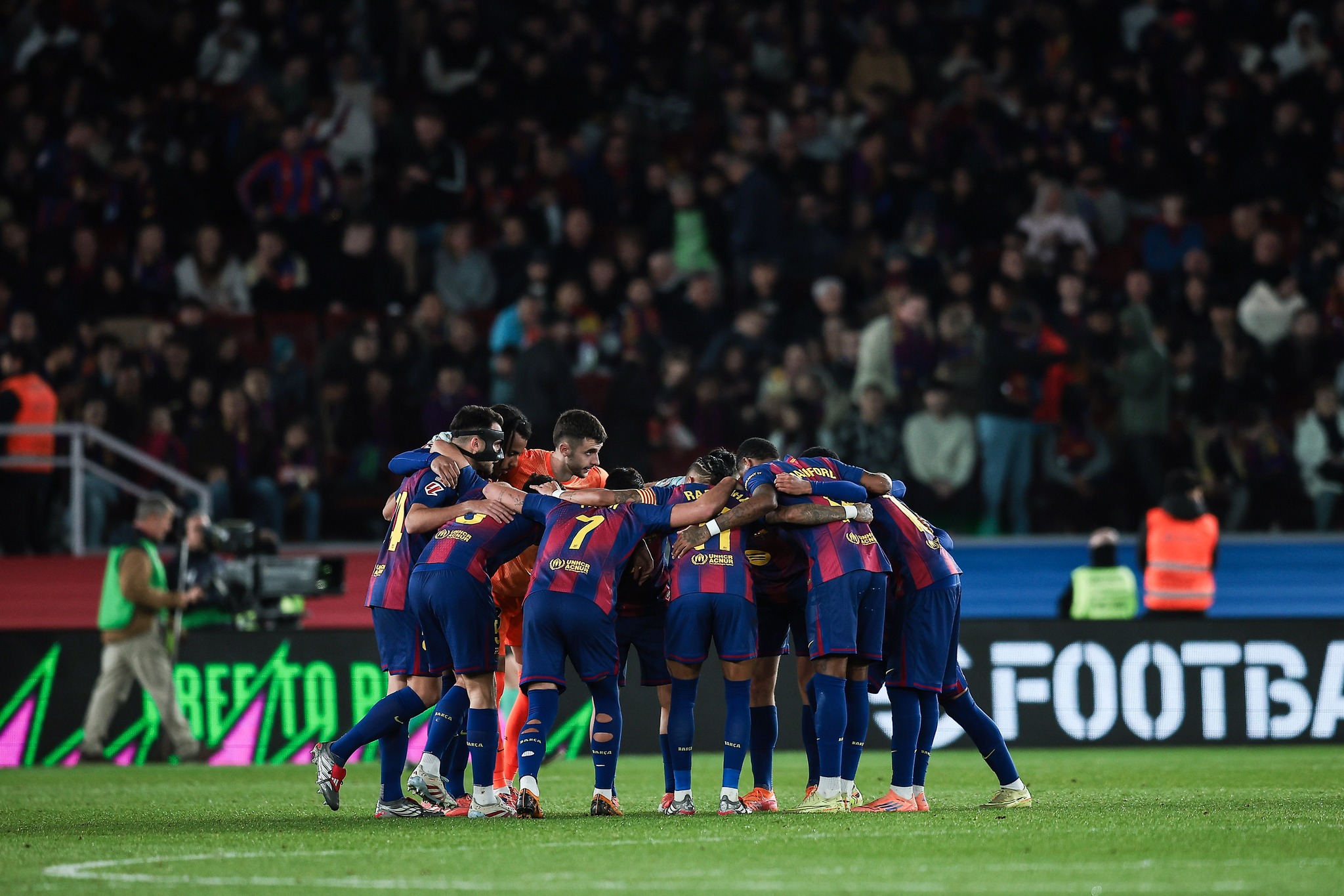 Los barcelonistas alegan que nunca han "comprado" favores arbitrales.