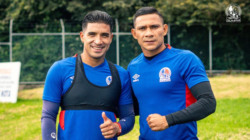 Michaell Chirinos y Carlos "Mango" Sánchez se reportan listos para visitar al Real España.