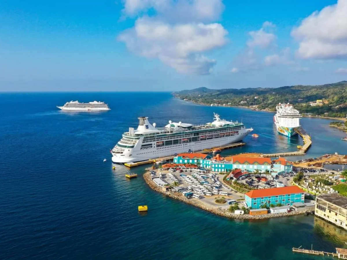 Más de 1.4 millones de cruceristas visitaron Honduras