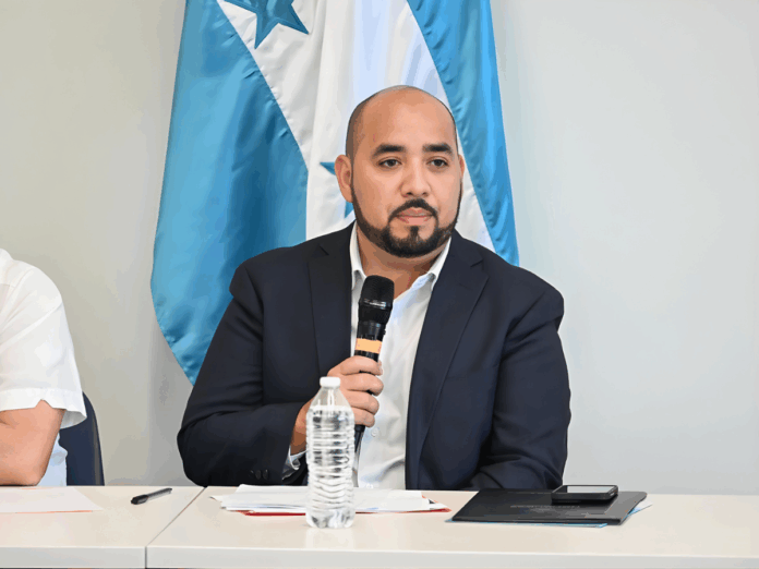 Daniel Sponda destitución sorpresa