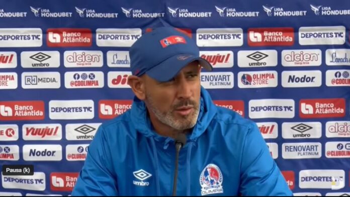 El técnico de Olimpia, Eduardo Espinel, espera una final de mucha estrategia contra Marathón.