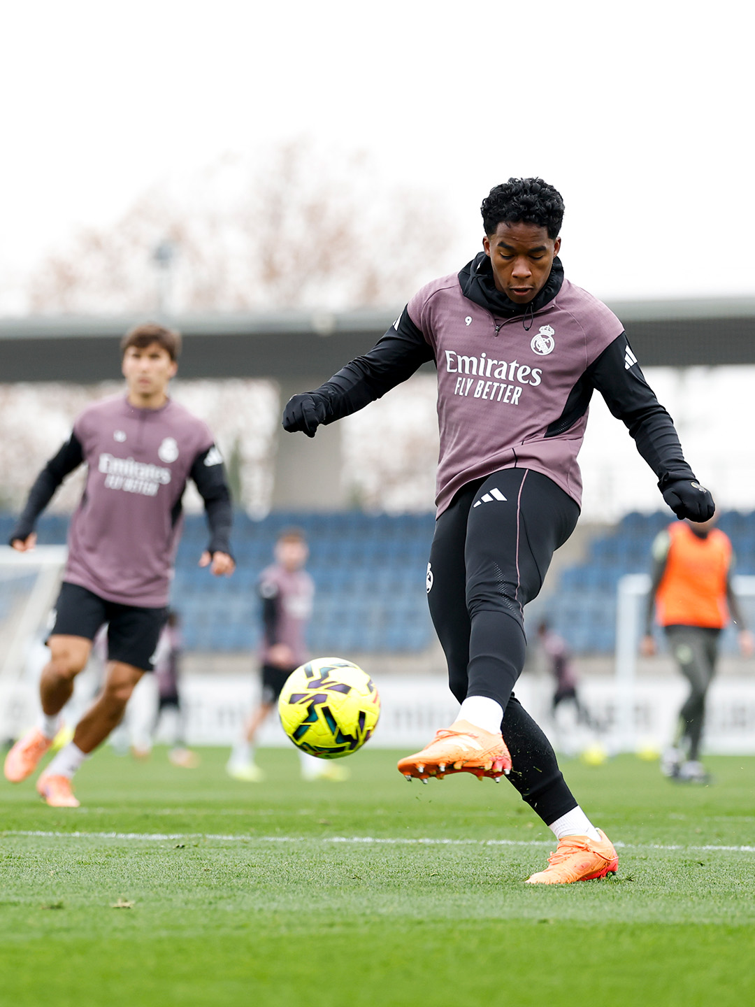 El joven Endrick acepta salir del Real Madrid porque desea tener más minutos y aspirar a un puesto en la selección brasileña.