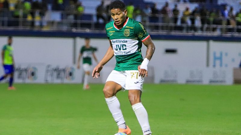 En el Marathón está en duda la continuidad del defensa panameño, Iván Anderson.