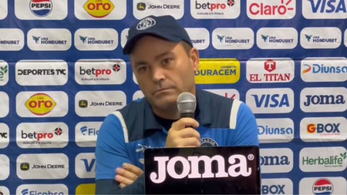 El técnico de Motagua, Javier López, aseguró que con la actitud mostrada contra Platense, no llegarán a ningún lado.