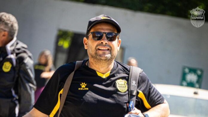 El técnico del Real España, Jeaustin Campos, no mira un claro favorito en el 