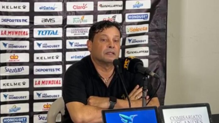 El técnico del Real España, Jeaustin Campos, confiesa que en el equipo hay 